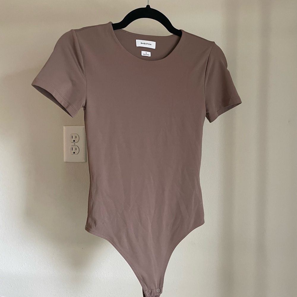Aritzia Babaton Brown Cap-sleeve Bodysuit